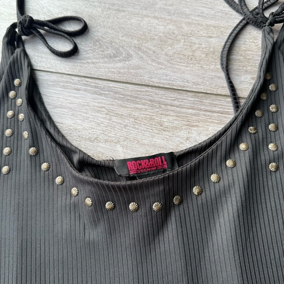 NWT Rock and Roll Cowgirl Ladies' Tie Tank With Studs - Picture 5 of 9